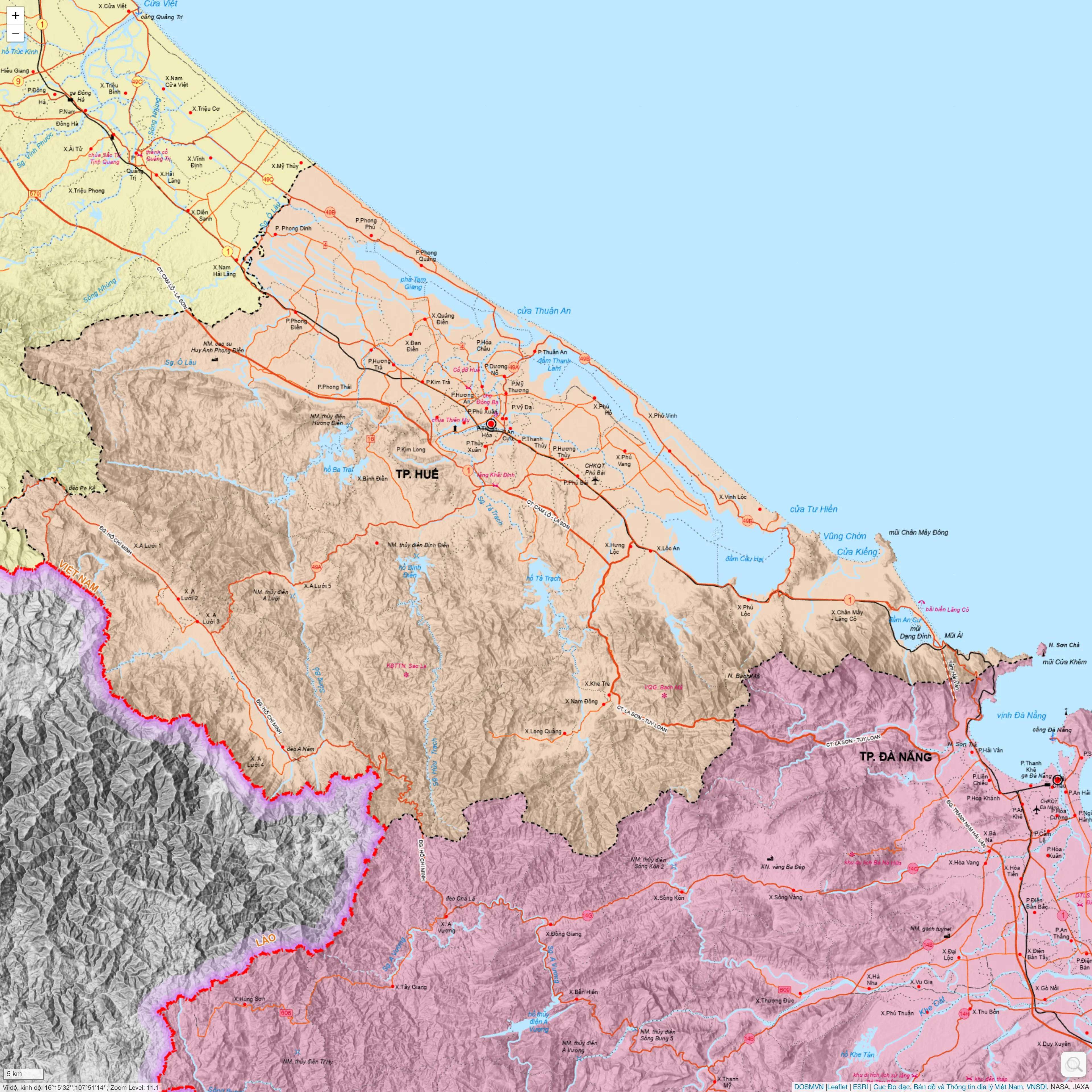 Zoomable image